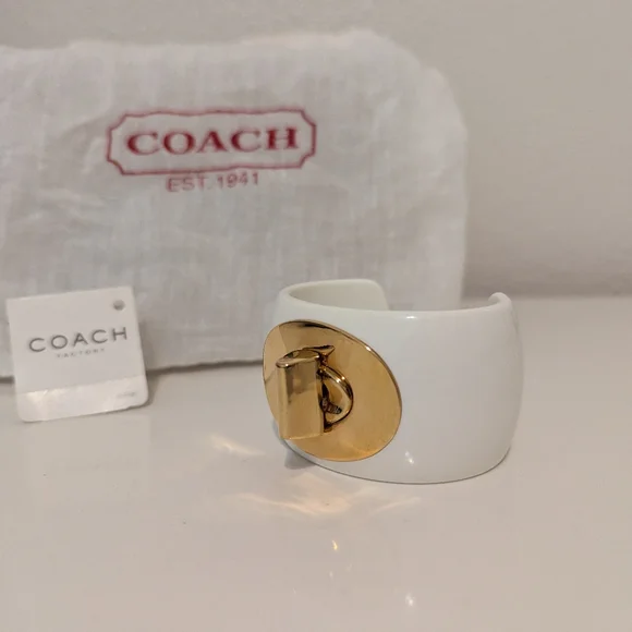 Coach Deadstock White Ceramic And Gold Turnlock Bangle Nwt - Picture 4 of 8